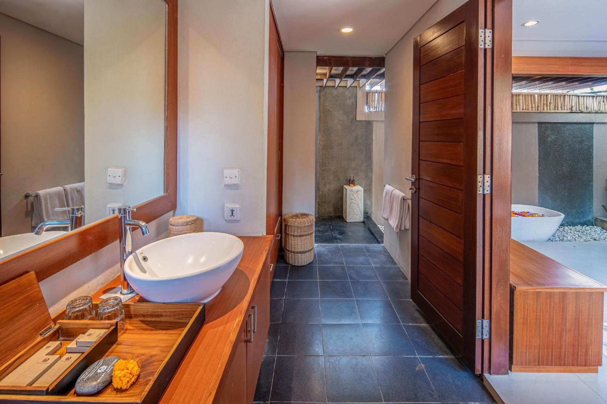 Nyanyi Sanctuary Villa By Ini Vie Hospitality Tanah Lot  Exterior photo