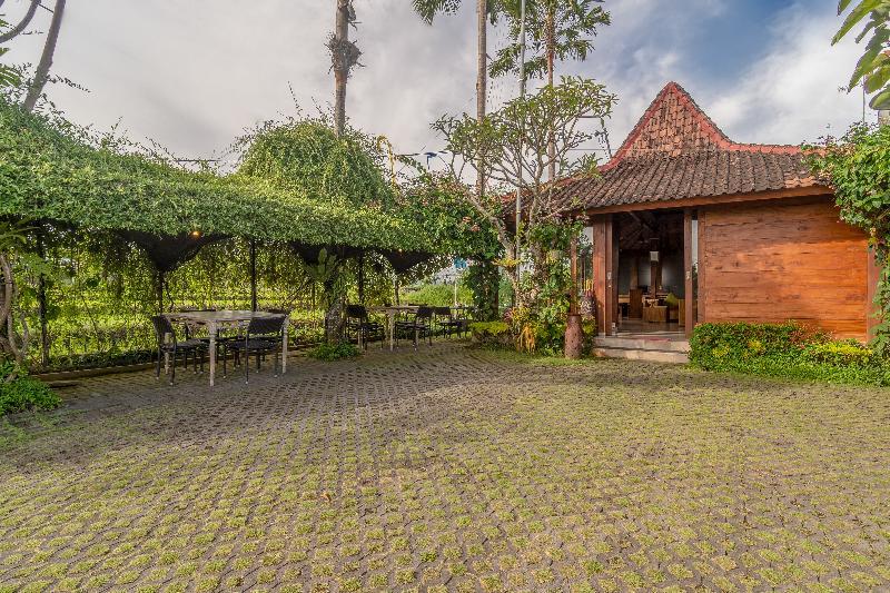 Nyanyi Sanctuary Villa By Ini Vie Hospitality Tanah Lot  Exterior photo